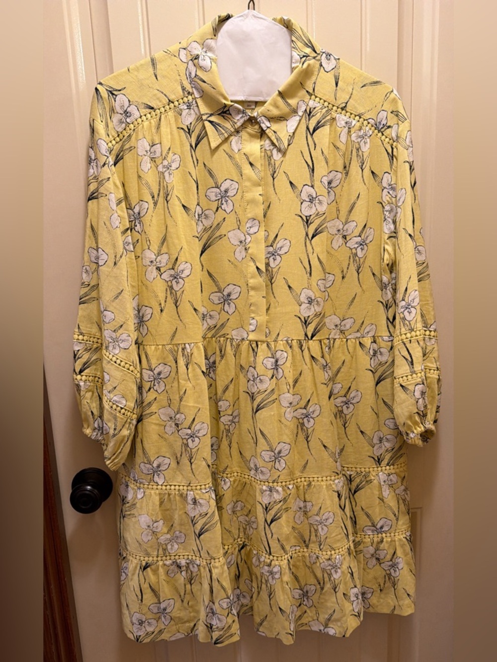 Maeve Bettina shirt dress. Yellow Floral. Size L. Like new!